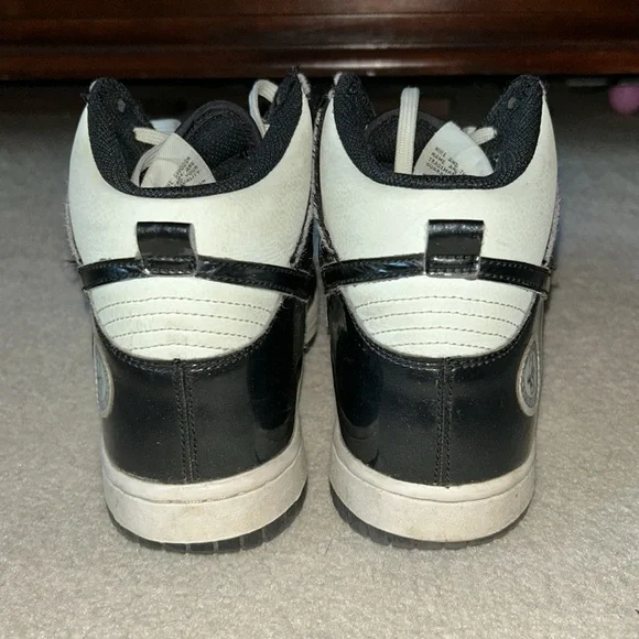 Nike Dunk High SE All Star High-Top Sneakers - Picture 3 of 8